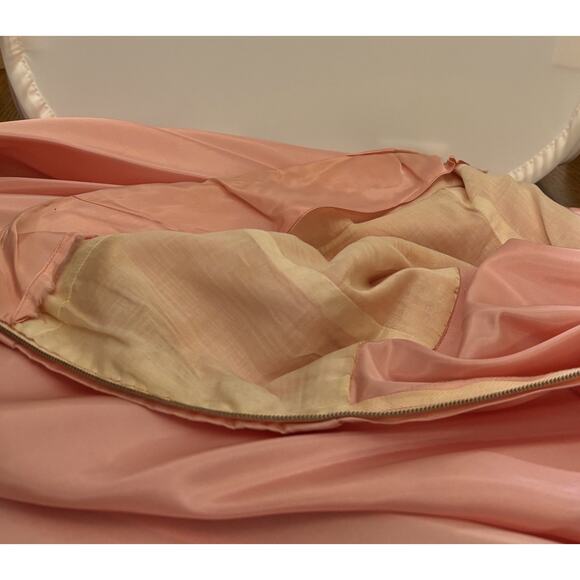Vintage 50’s Peach Taffeta Strapless Fit/Flare Corseted Ball Gown/Formal/Prom - Picture 10 of 11